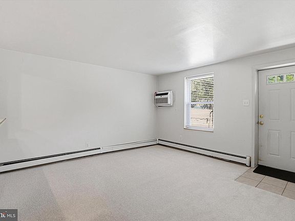 4th image of 207 Walnut Hill Rd APT B1