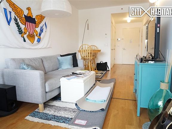 3rd image of 222 E 111th St APT 1A
