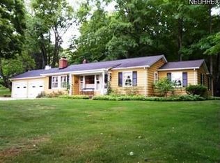 17821 Geauga Lake Rd, Chagrin Falls, OH 44023