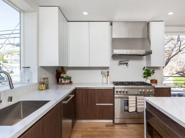 Brand New Luxury 2026 Construction Homes In Silverlake!