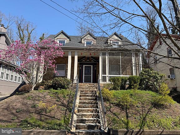 2nd image of 102 School Ln