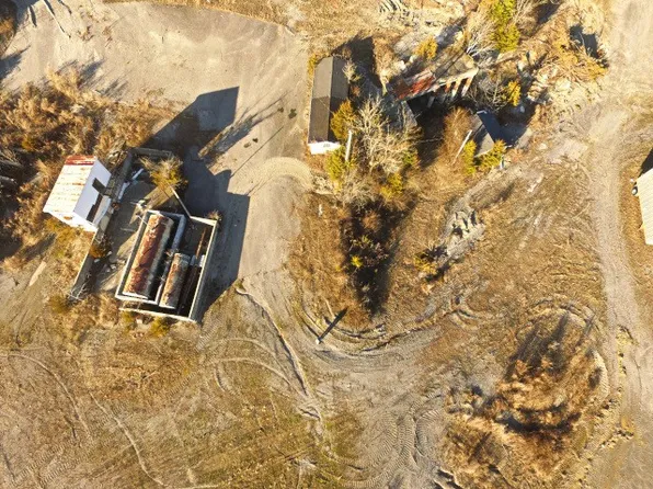 96 River Rd, Celina, TN 38551