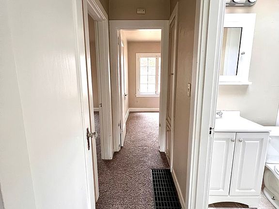 2nd image of 224 S 15th Ave #2
