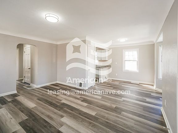 1431239_003_living_room_13709577.jpg