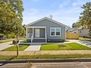 1104 E Front St, Iva, SC 29655