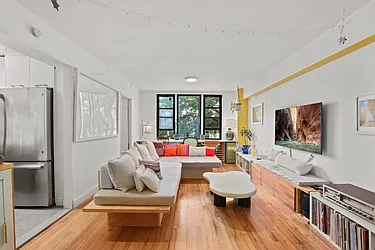 610 Waring Avenue, #2T