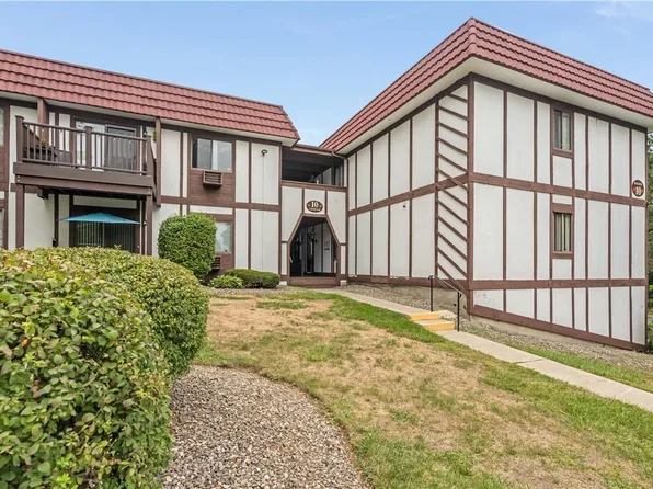 10 Skyline Drive #15, Fishkill, NY 12524