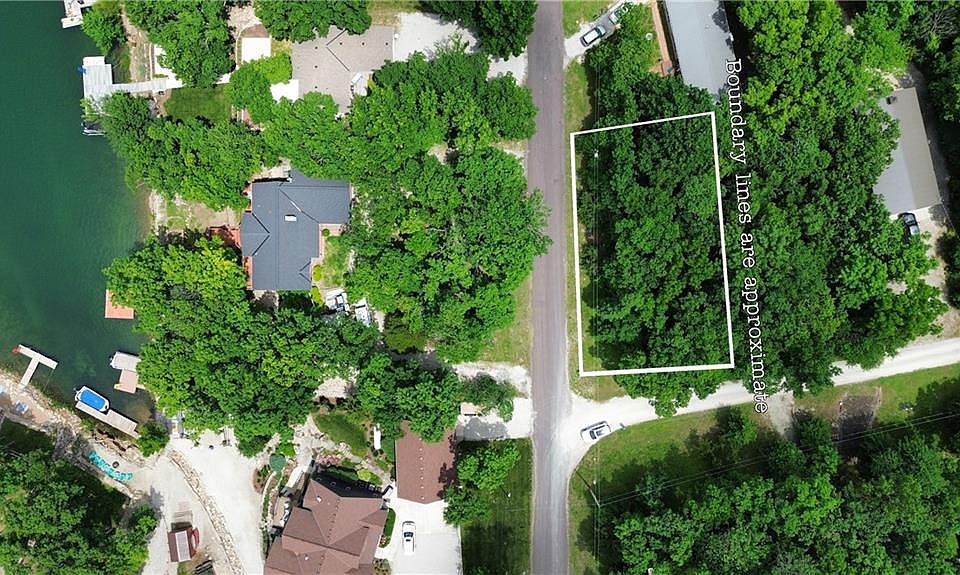 1st image of 33 Mystery Ln