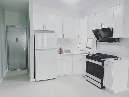 Rented by 1st Premier Realty Network Inc | media 1