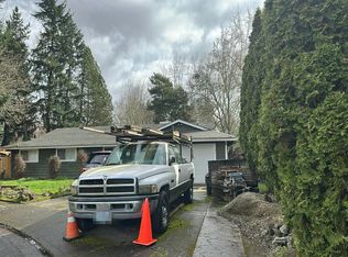 8870 SW Rebecca Ln, Beaverton, OR 97008