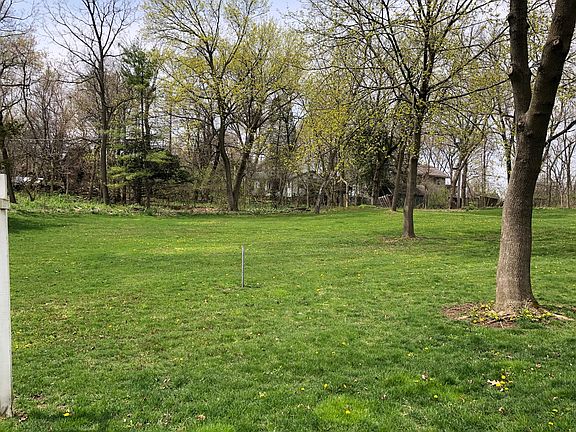 3rd image of 8313 Russell St Lot 45 & 46