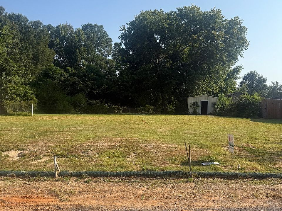 1st image of 1560 Leona Dr