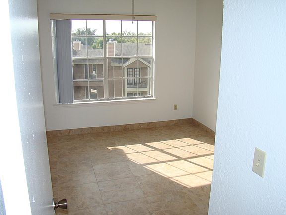 4th image of 2550 N Alafaya Trl APT 6305