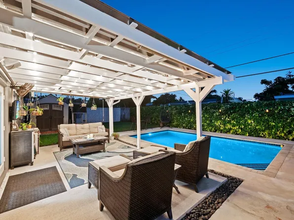 330 NE 60th Street, Oakland Park, FL 33334