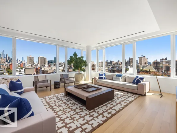 350 West Broadway image 13 of 29