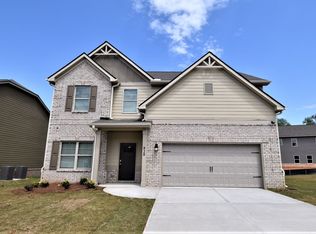 820 Harvey St, McDonough, GA 30253