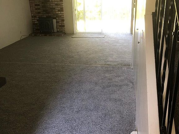 3rd image of 335 Lincoln Ave #2