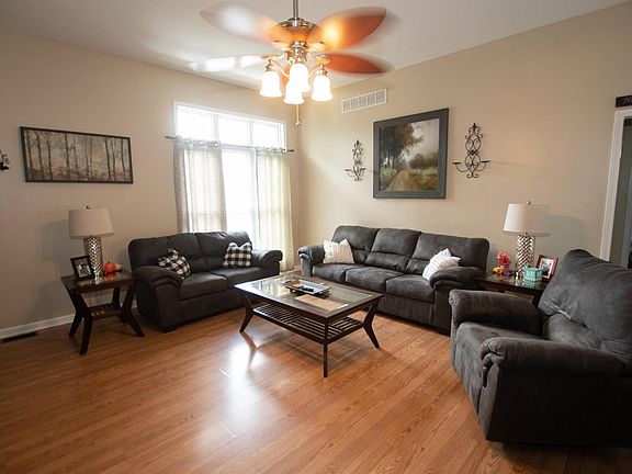 5th image of 708 Candlewood Ct