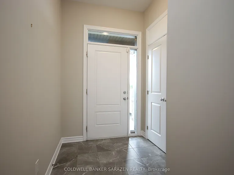 4043 Kelly Farm Dr — Photo 6