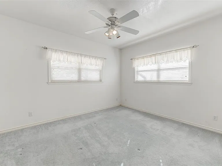 2300 County Road 302 — Photo 22