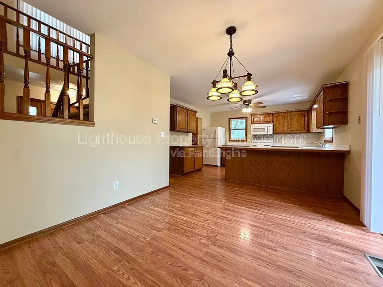 3696 Senna Dr NE — Photo 26