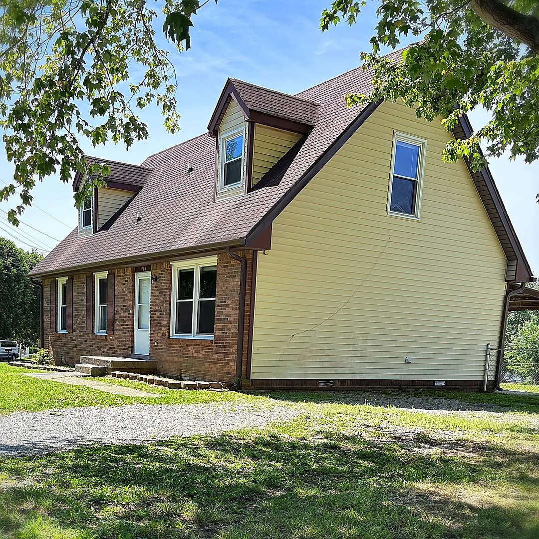 Just Reduced Charming 3 Bedroom Home In The Heart Of Clarksville - Now Available! — Photo 1