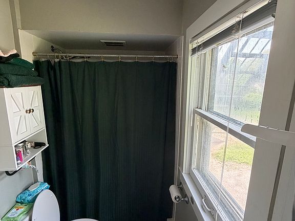5th image of 67 Oliver St APT 6