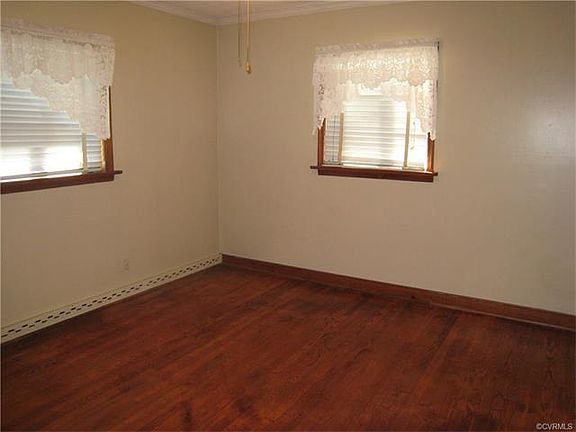 3rd image of 2818 Mauldin St