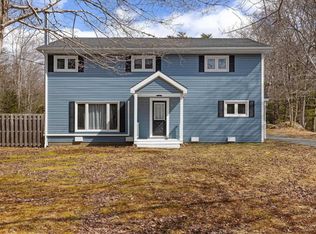 34 Ohio Rd, Shelburne, NS B0T 1W0