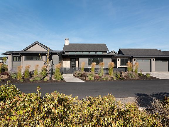 3rd image of 61312 Tetherow Vista Dr