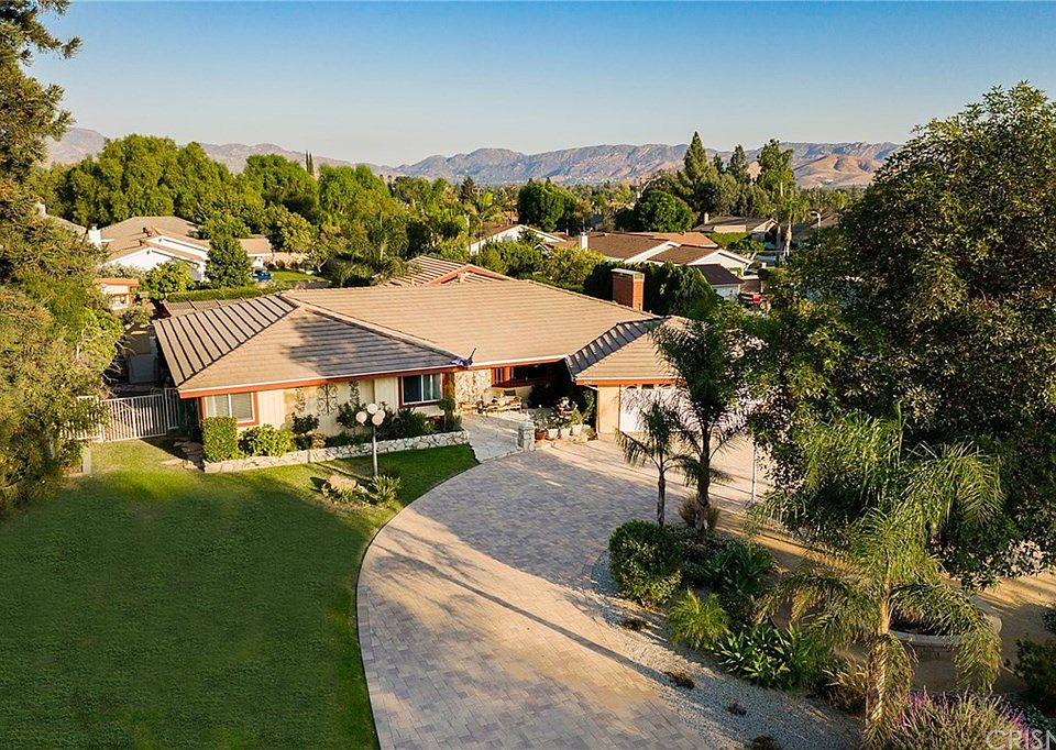 1st image of 3050 Reservoir Dr