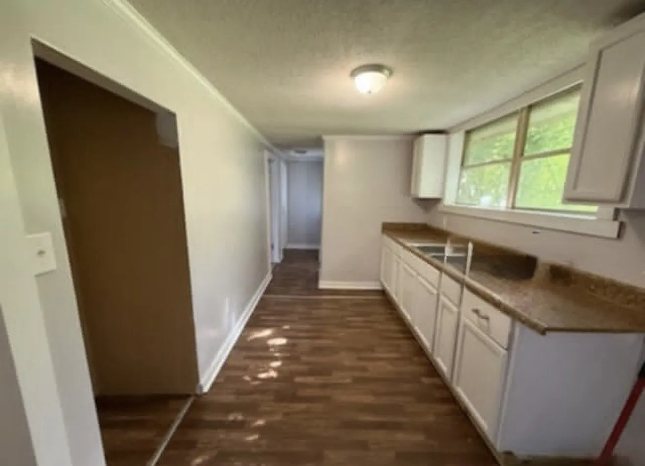 2 bed, 1.5 bath, $995 — Photo 3