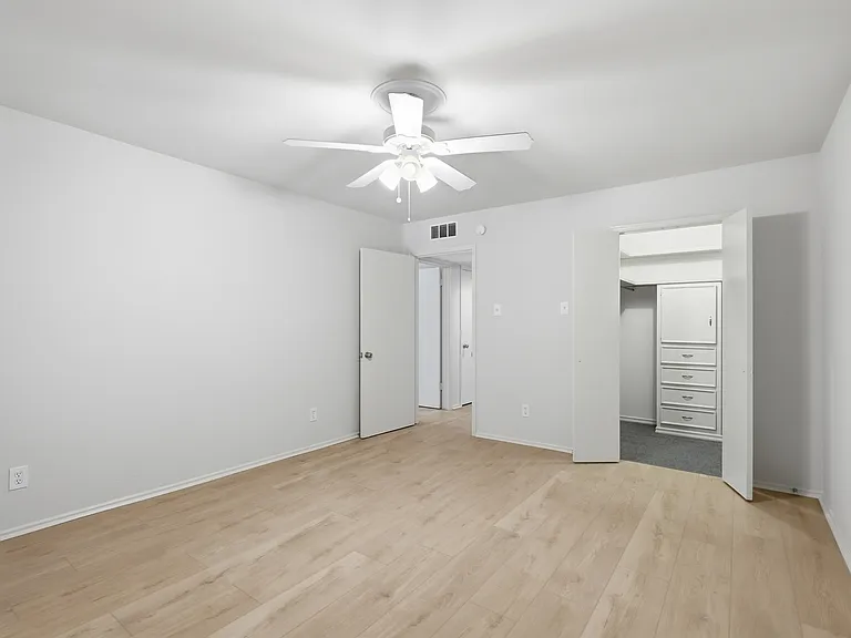 13328 Southview Ln — Photo 15