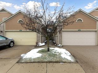 9325 Eastwind Dr, Livonia, MI 48150