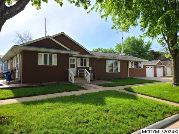 600 7th Ave, Charles City, IA 50616