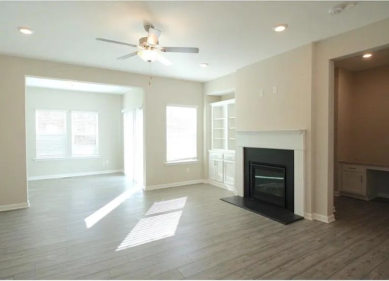 4373 Valtek Ct — Photo 8