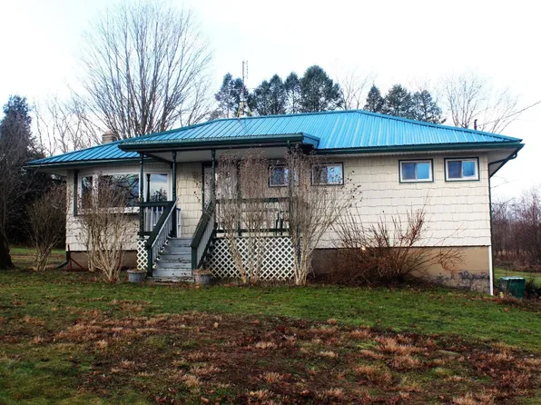 22267 Birchard Rd, Cambridge Springs, PA 16403