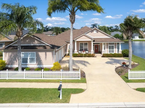 1851 Paradise Moorings Blvd, Middleburg, FL 32068