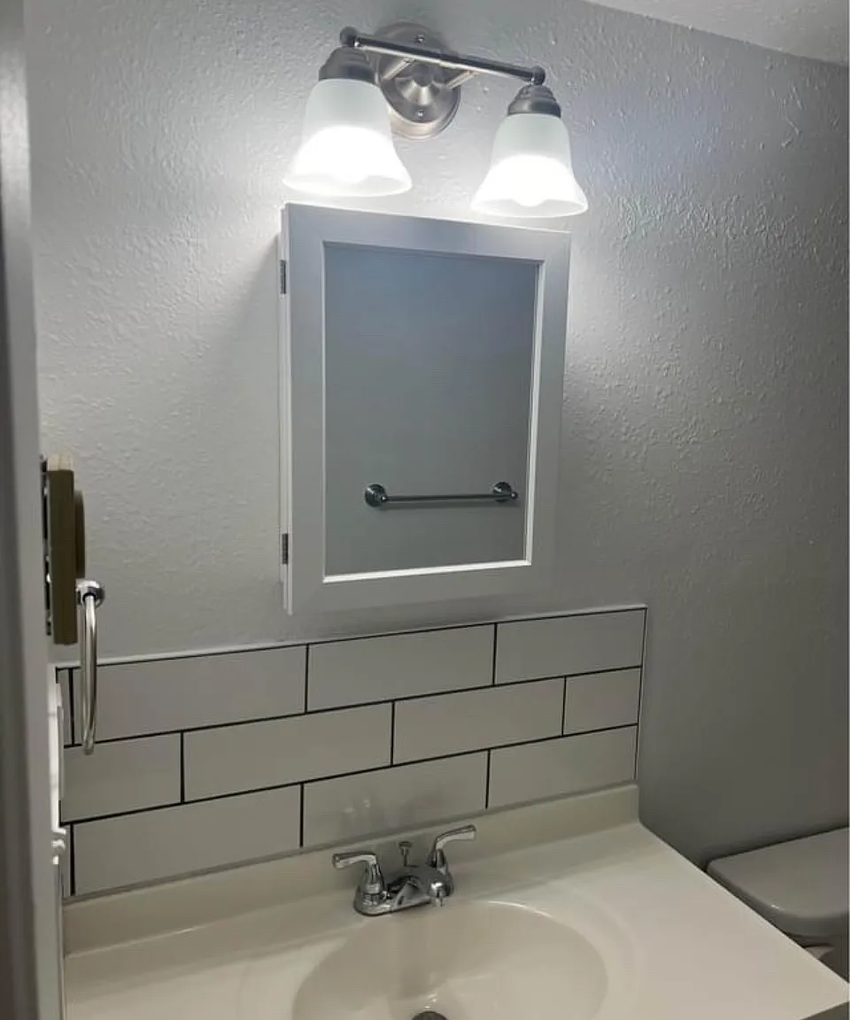 1841 Lily Pl — Photo 1