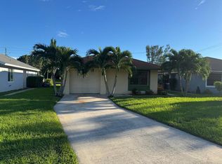 1427 Summit Run Cir, West Palm Beach, FL 33415