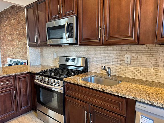 5th image of 32-76 38th St #3