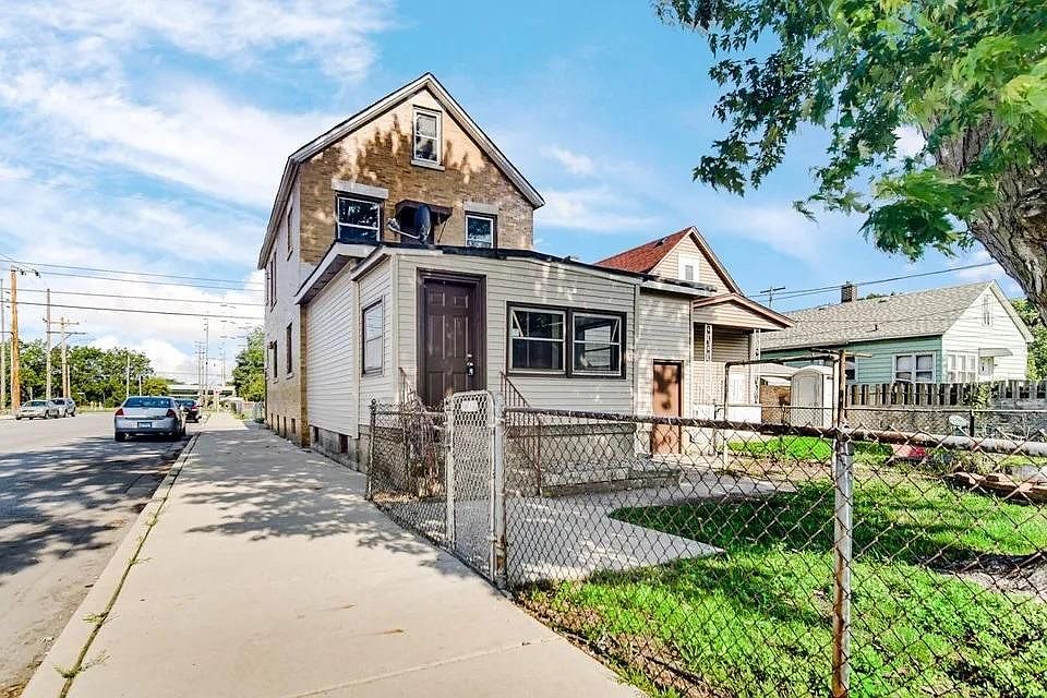 1st image of 4860 Walsh Ave