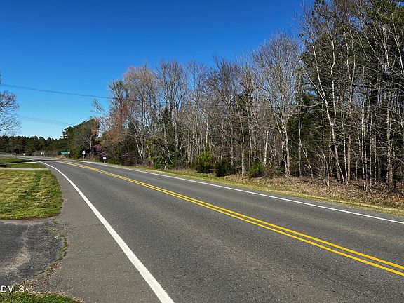 3rd image of 1030 Piney Grove Church Rd