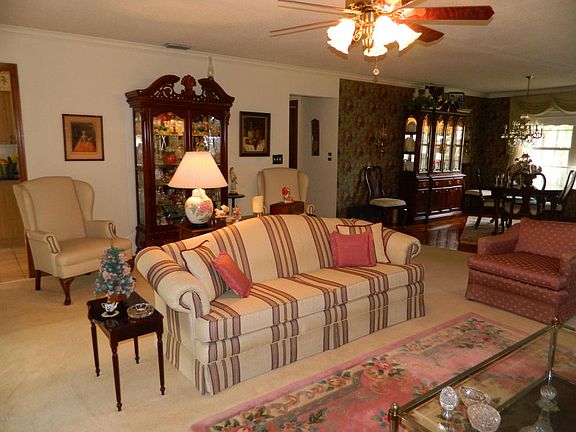 4th image of 14 Heather Ln