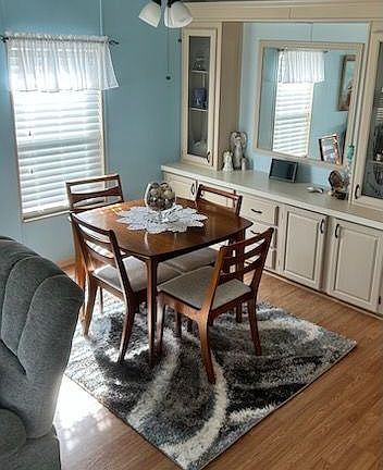 5th image of 549 Spoonbill Dr
