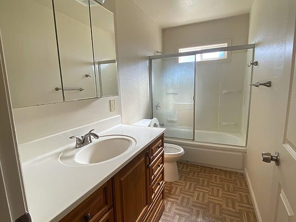 3rd image of 7435 Loma Verde Way
