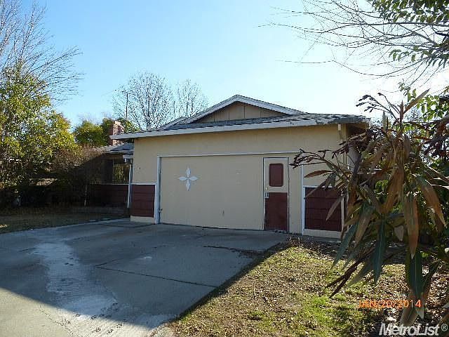 1st image of 66 Fairbanks Ave