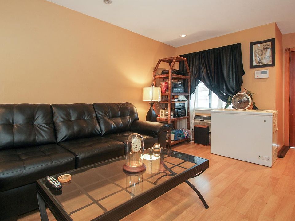 1st image of 10737 Fern Pl