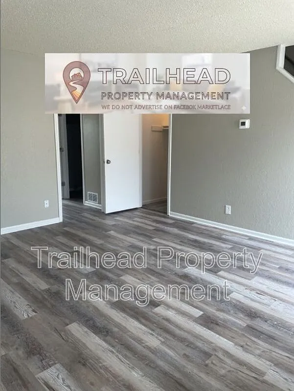 3 bed, 1.5 bath, 1000 sqft, $1,339 — Photo 3