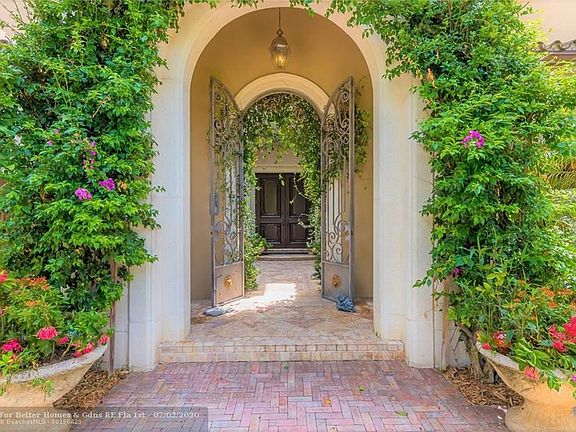 5th image of 600 San Marco Dr